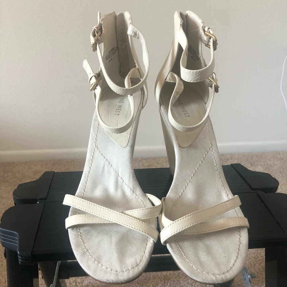 Used Nine West Wedges